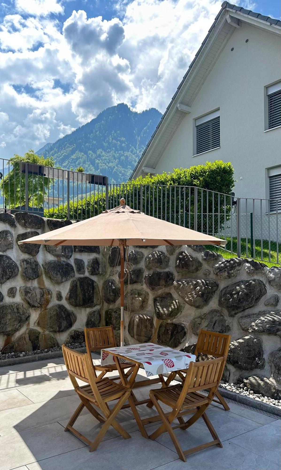 Komfortable Ferienwohnung In Beckenried, Nidwalden Екстериор снимка